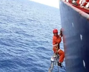 船舶舷外高空作業(yè)同樣離不開速差防墜器